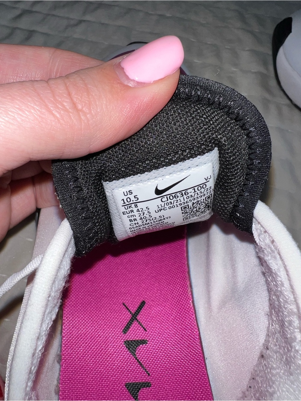 Women’s Nike Air Max Dia Shoes - Picture 7 of 8